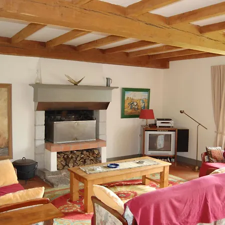 Lovely Mansion With Fenced Garden Сasa de vacaciones *