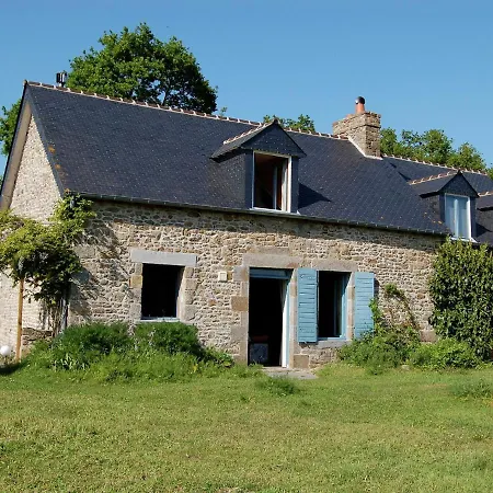 Сasa de vacaciones Lovely Mansion With Fenced Garden